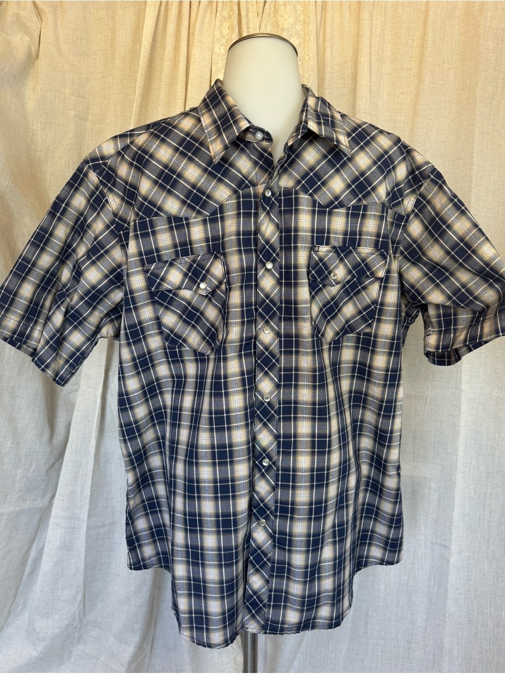 Vintage Wrangler pearl snap western cowboy workwear plaid southwestern rodeo top